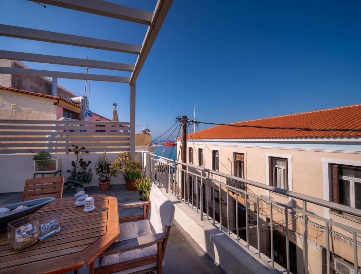 The Roof - Flat Sea View In Aegina Town Apartment ภายนอก รูปภาพ