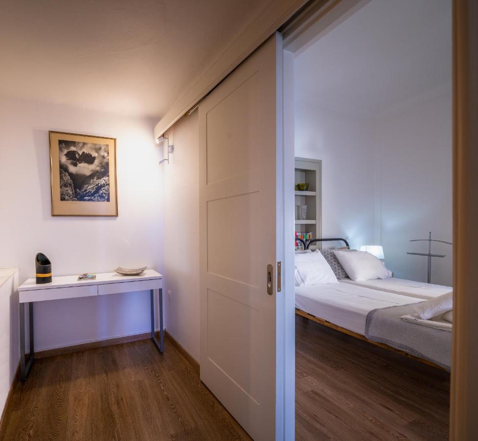 The Roof - Flat Sea View In Aegina Town Apartment ภายนอก รูปภาพ