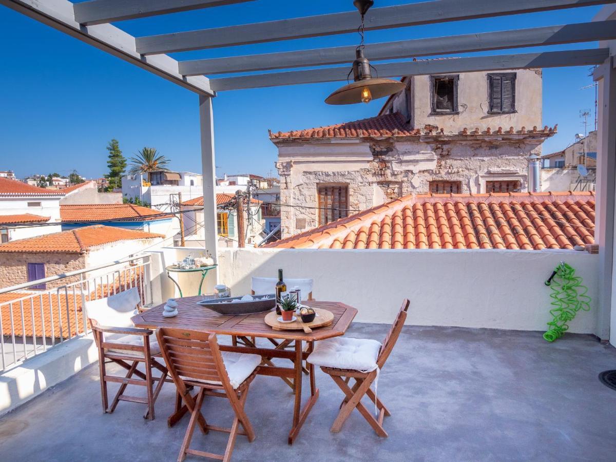 The Roof - Flat Sea View In Aegina Town Apartment ภายนอก รูปภาพ