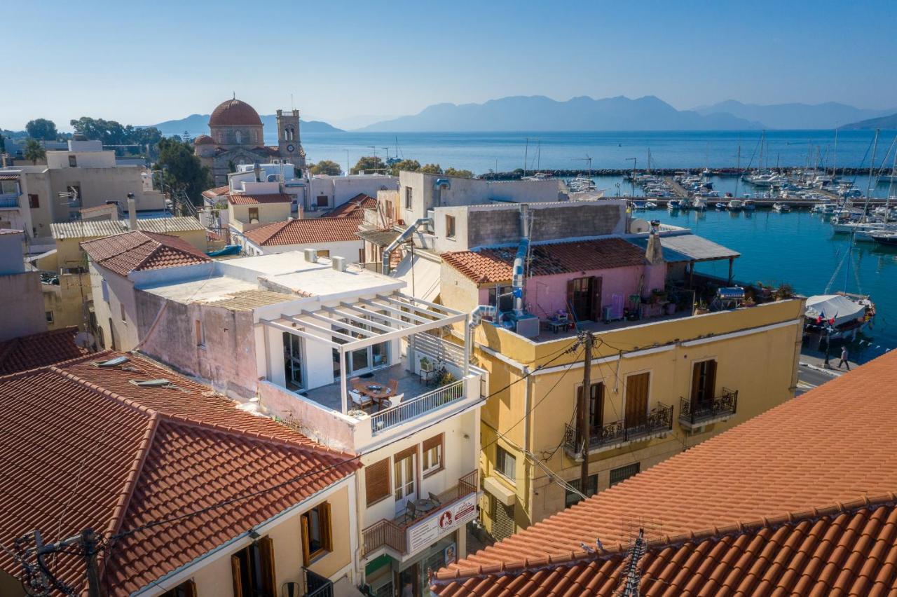 The Roof - Flat Sea View In Aegina Town Apartment ภายนอก รูปภาพ