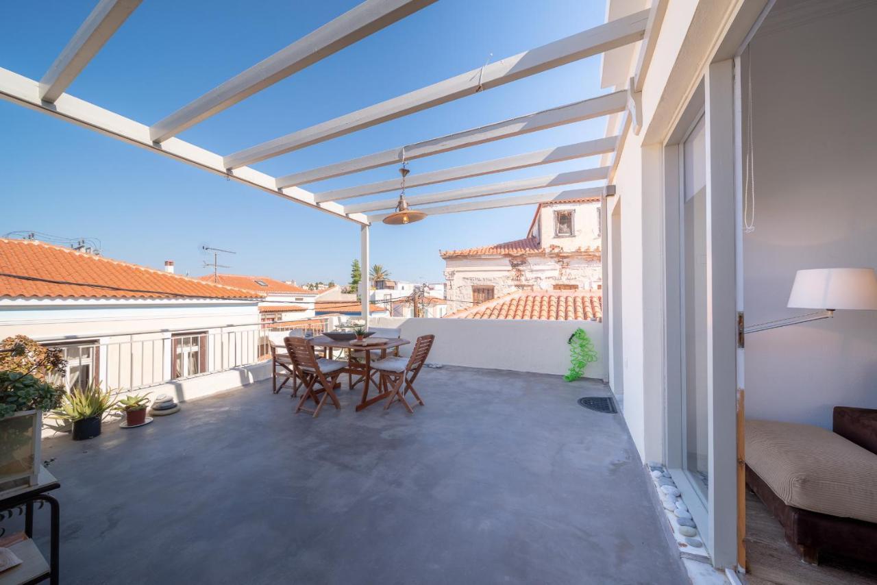 The Roof - Flat Sea View In Aegina Town Apartment ภายนอก รูปภาพ